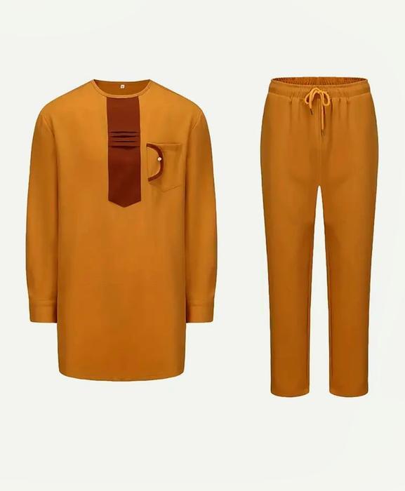 Ensemble brodé pour homme